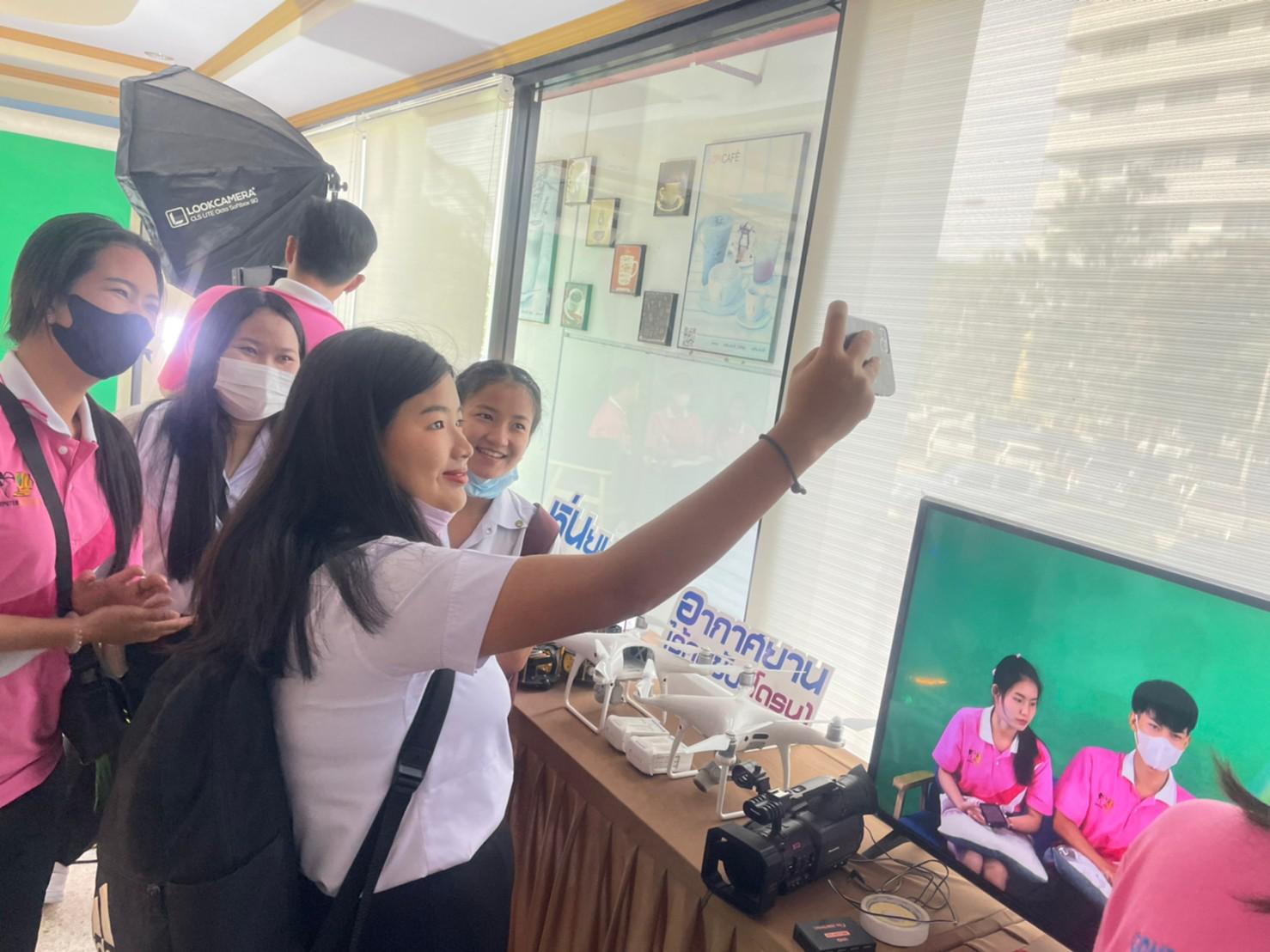 48. ภาพกิจกรรม 50 ปี KPRU สู่การพัฒนาท้องถิ่นอย่างยั่งยืน มหาวิทยาลัยราชภัฏกำแพงเพชร ระหว่างวันที่ 26-28 มกราคม 2566 ณ มหาวิทยาลัยราชภัฏกำแพงเพชร โดยนักศึกษาโปรแกรมวิชาคอมพิวเตอร์ คณะครุศาสตร์